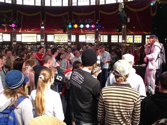 Spiegel Tent Hip Hop Special